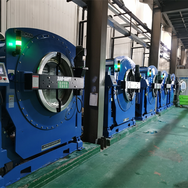 洗衣廠為何會使用大型洗滌設(shè)備 洗衣廠為何會使用大型洗滌設(shè)備